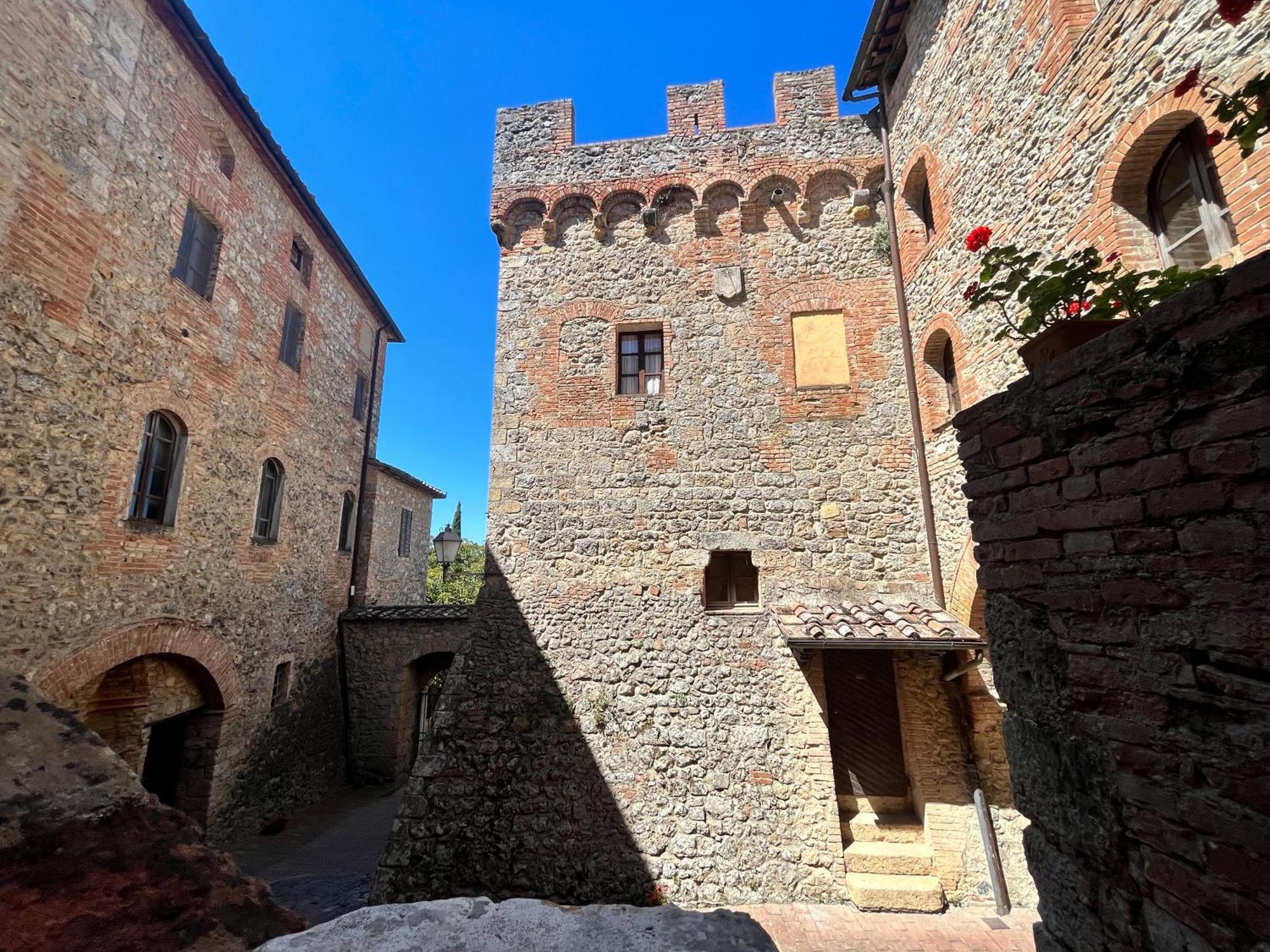 Vila Castel Pietraio Monteriggioni Exteriér fotografie