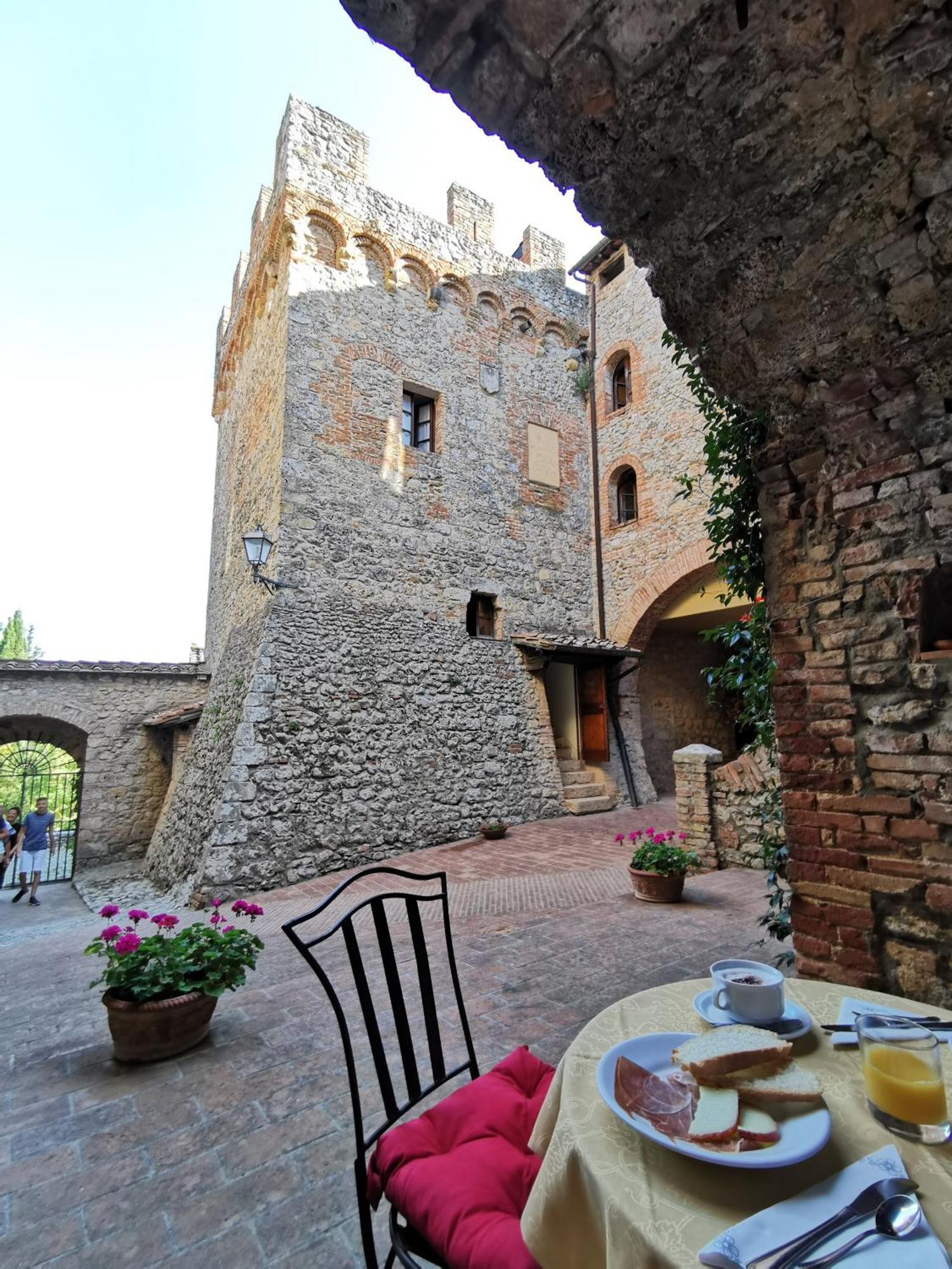 Vila Castel Pietraio Monteriggioni Exteriér fotografie